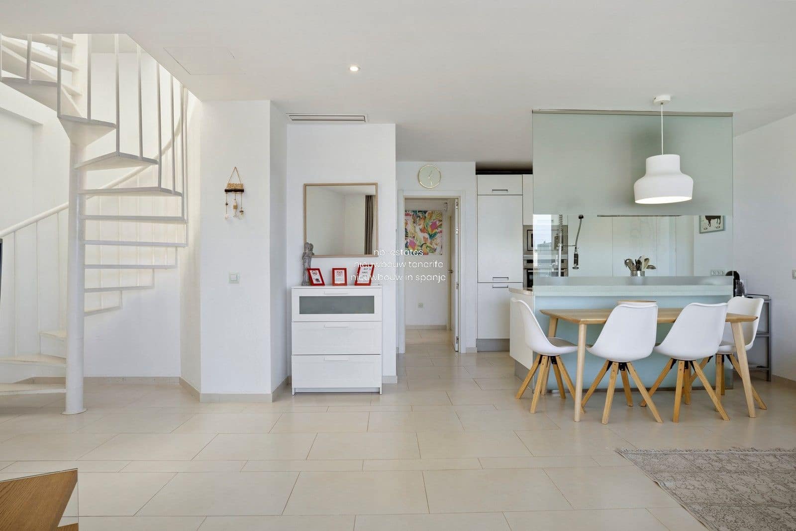 2 Zimmer Penthouse zu verkaufen in Palm-Mar mit Garage - 662.000 € (Ref: 8406407)