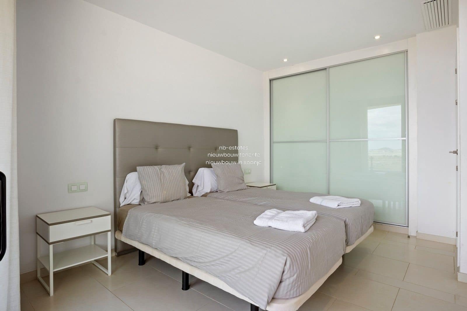 2 Zimmer Penthouse zu verkaufen in Palm-Mar mit Garage - 662.000 € (Ref: 8406407)