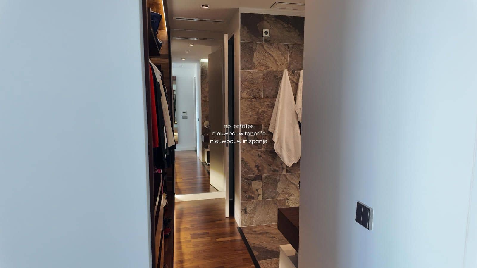 4 soveværelse Penthouse til salg i Palm-Mar med swimmingpool garage - € 850.000 (Ref: 8698737)