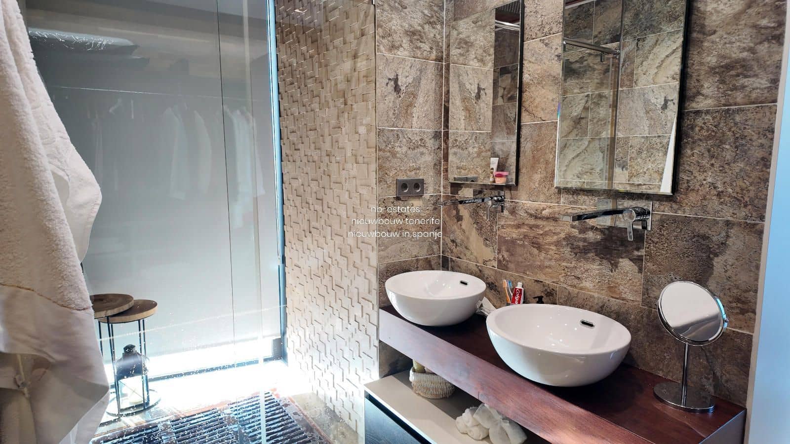 4 soveværelse Penthouse til salg i Palm-Mar med swimmingpool garage - € 850.000 (Ref: 8698737)