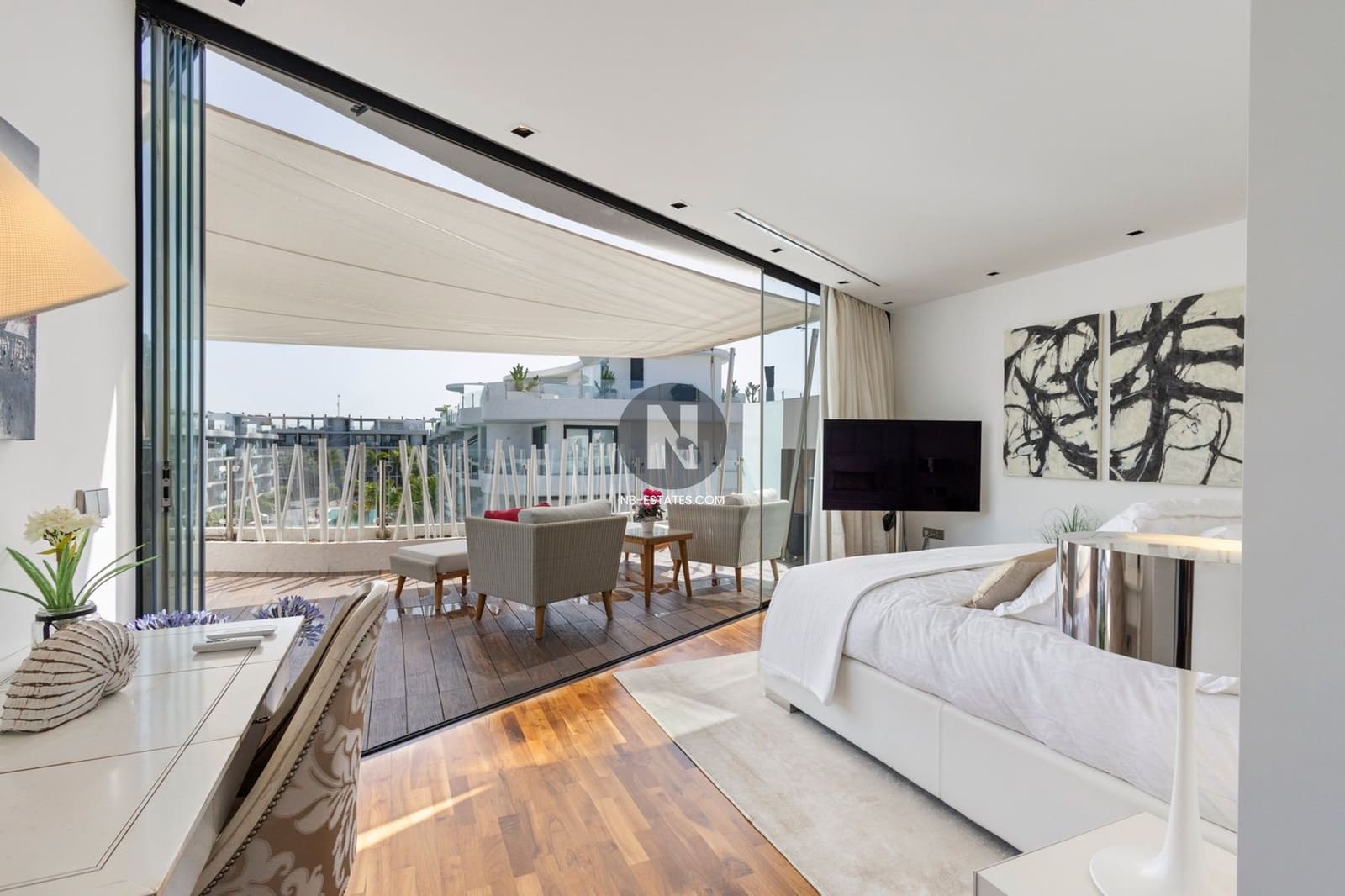 4 bedroom Penthouse for sale in Palm-Mar with pool garage - € 745,000 (Ref: 8698737)