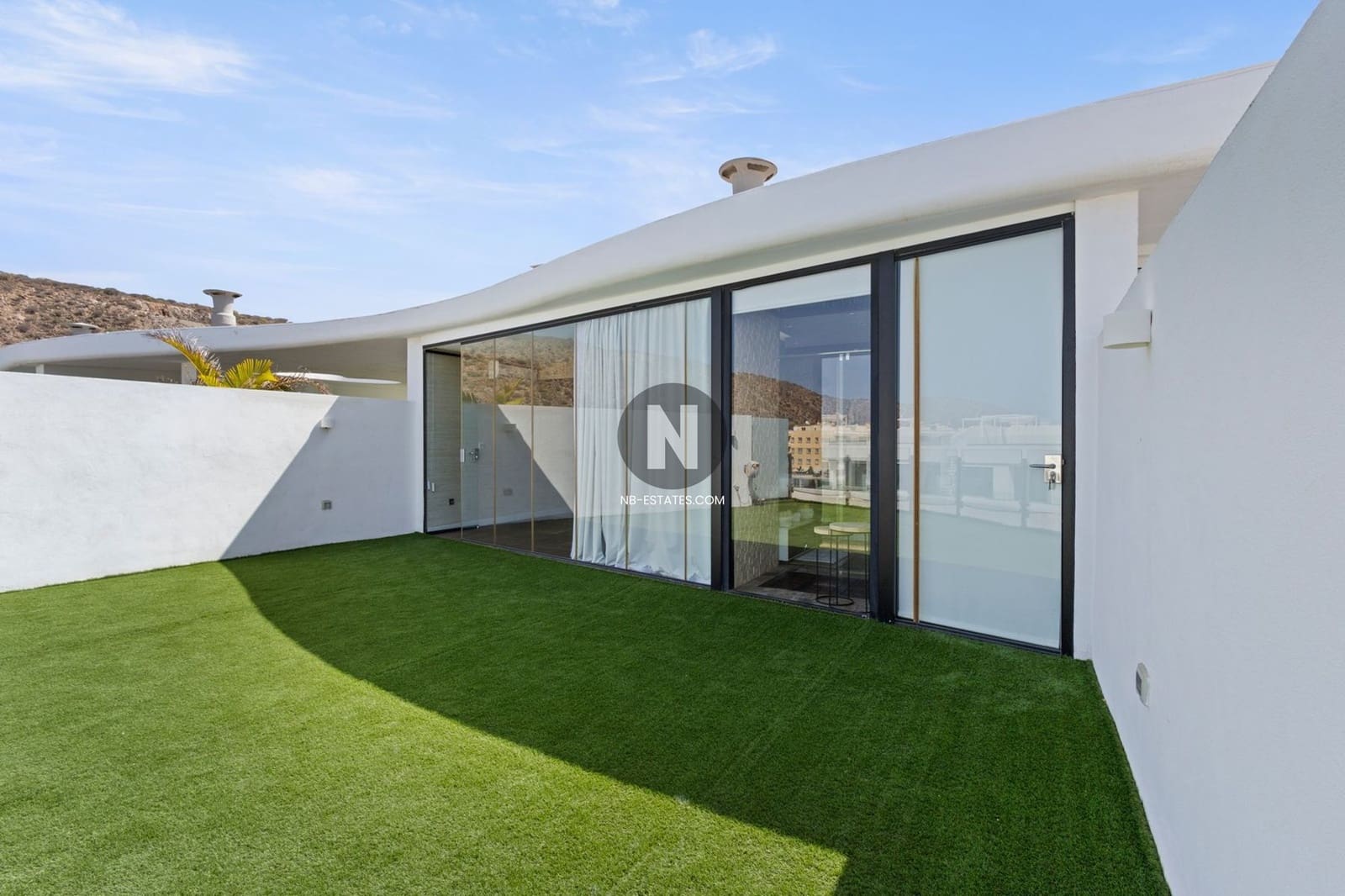 4 bedroom Penthouse for sale in Palm-Mar with pool garage - € 745,000 (Ref: 8698737)
