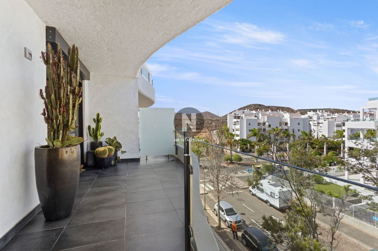 4 bedroom Penthouse for sale in Palm-Mar with pool garage - € 745,000 (Ref: 8698737)