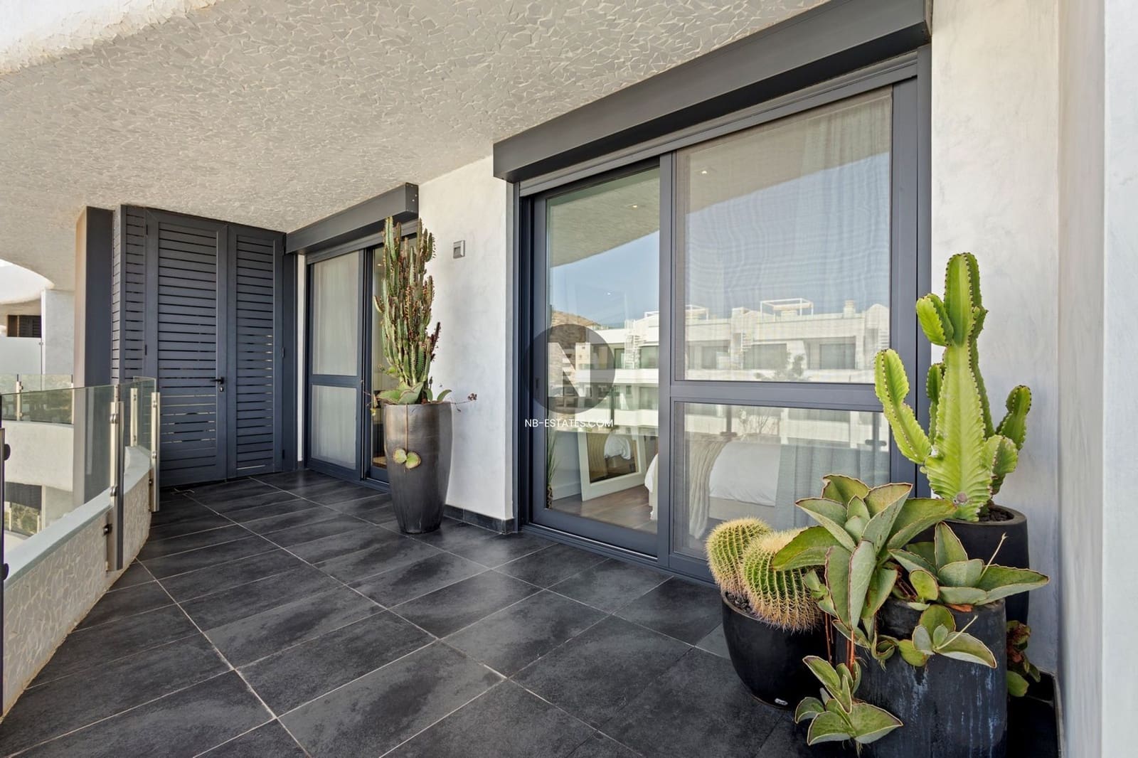 4 bedroom Penthouse for sale in Palm-Mar with pool garage - € 745,000 (Ref: 8698737)