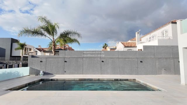 4 soveværelse Villa til salg i San Eugenio Bajo, Adeje med swimmingpool garage - € 1.890.000 (Ref: 8728252)