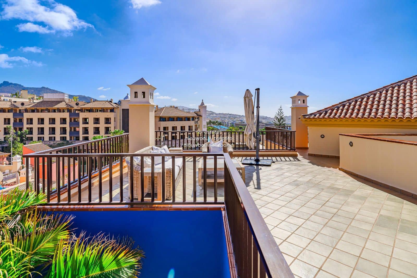 2 sovrum Takvåning till salu i Costa Adeje med pool garage - 840 000 € (Ref: 8774769)