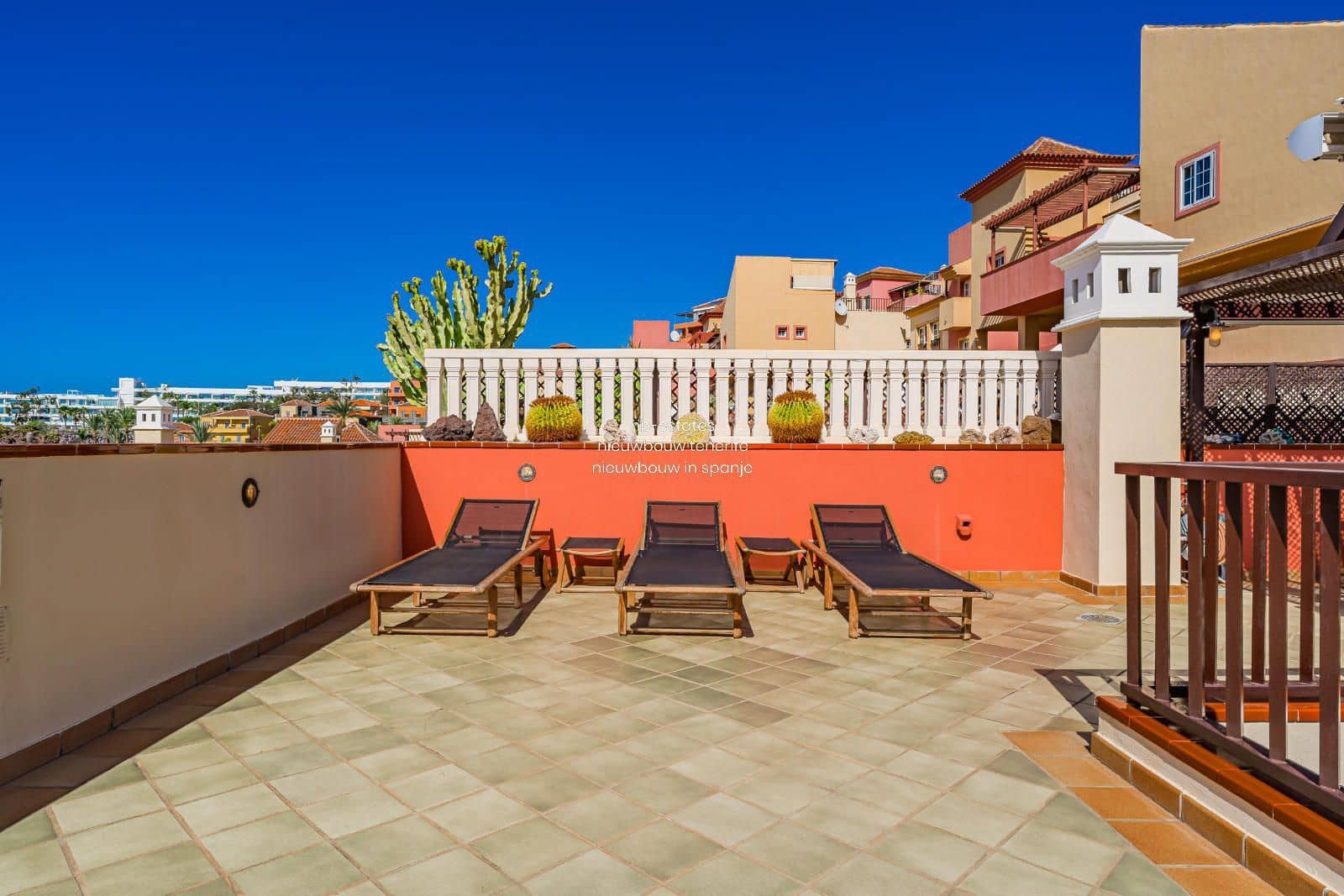 2 sovrum Takvåning till salu i Costa Adeje med pool garage - 840 000 € (Ref: 8774769)