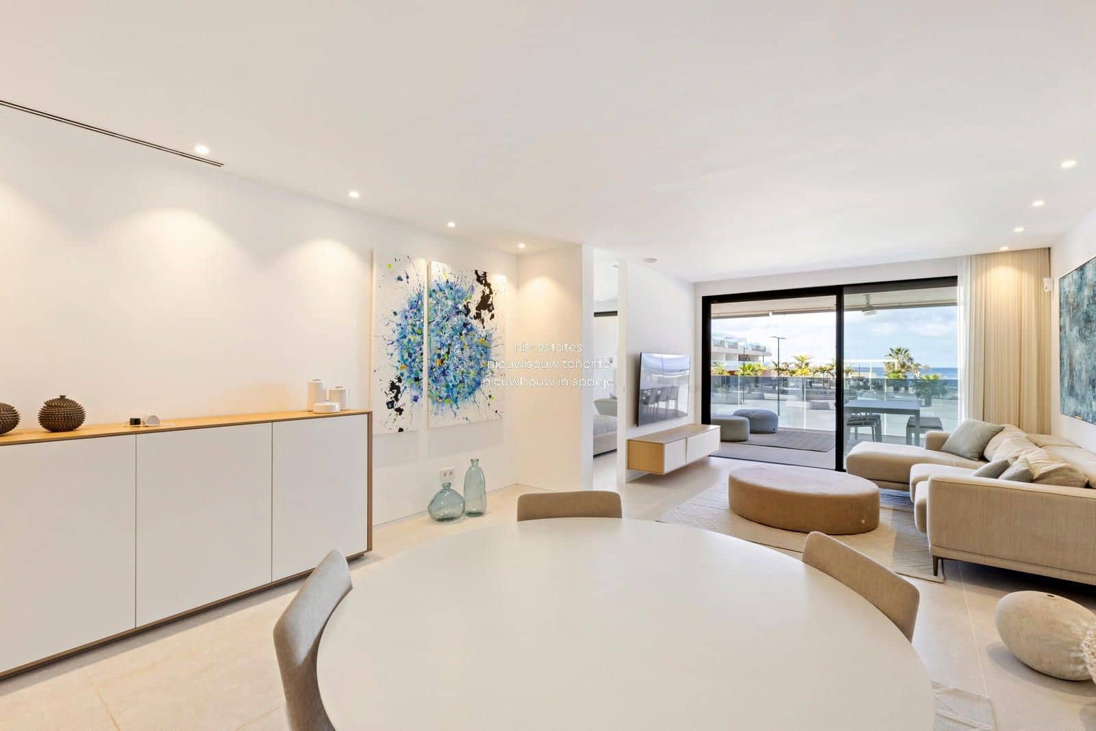 2 bedroom Flat for sale in Palm-Mar with pool garage - € 1,195,000 (Ref: 8875907)