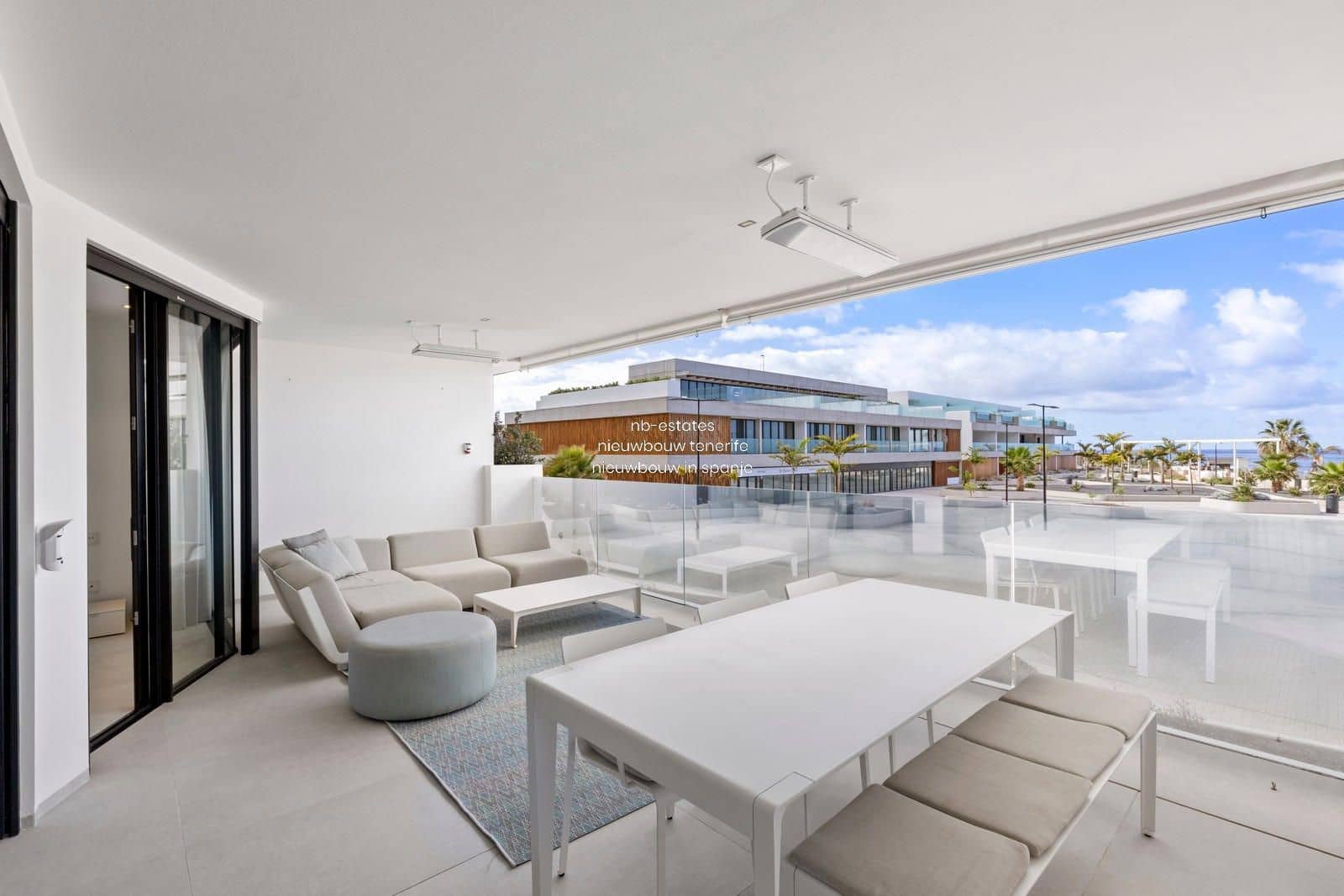 2 bedroom Flat for sale in Palm-Mar with pool garage - € 1,195,000 (Ref: 8875907)