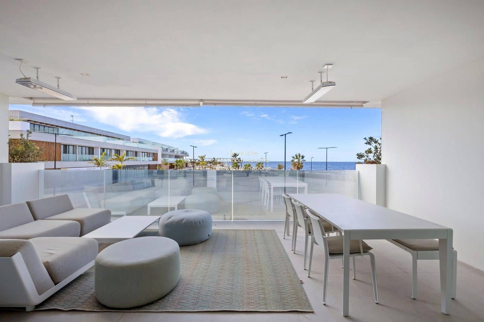 2 bedroom Flat for sale in Palm-Mar with pool garage - € 1,195,000 (Ref: 8875907)