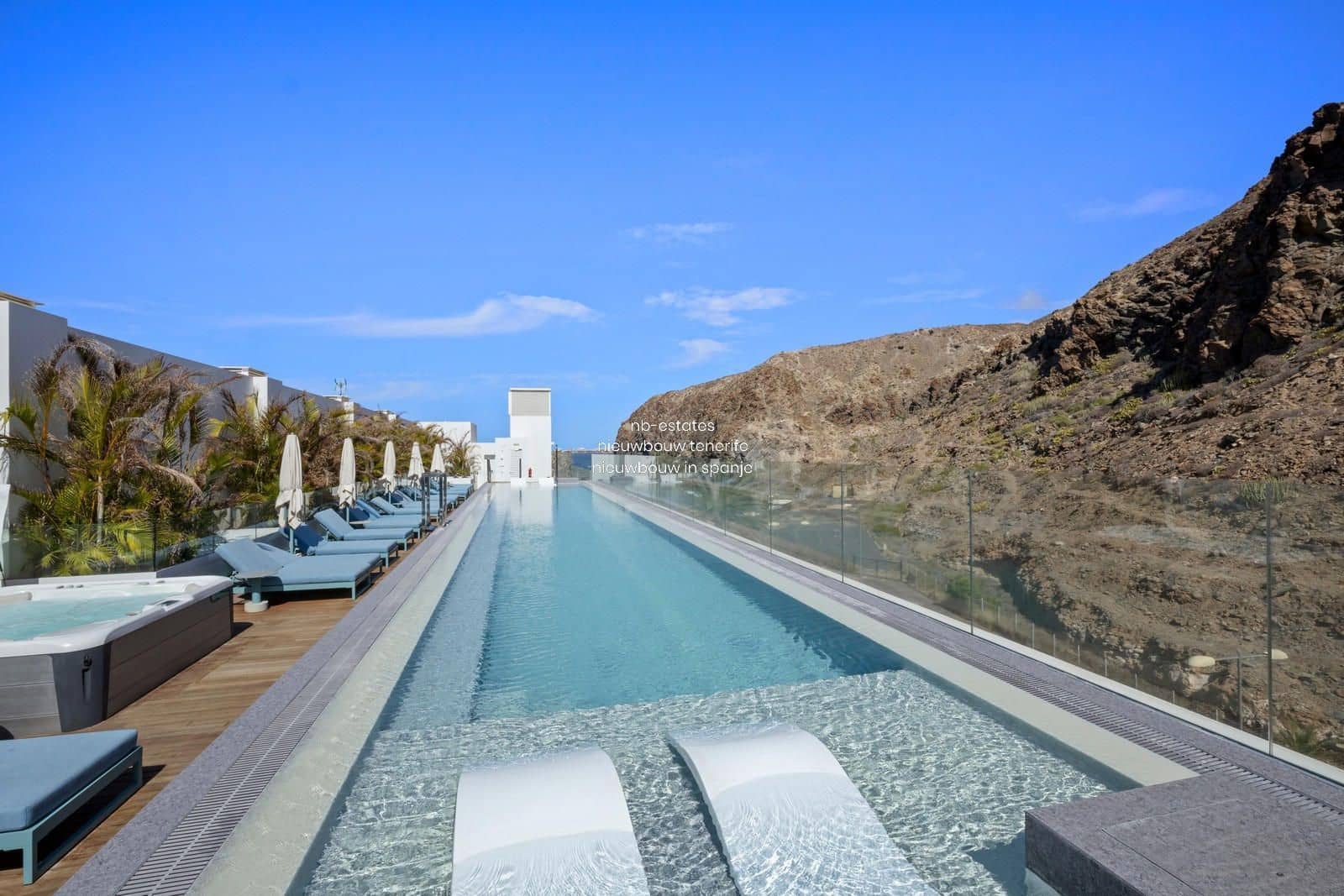 2 bedroom Flat for sale in Palm-Mar with pool garage - € 1,195,000 (Ref: 8875907)