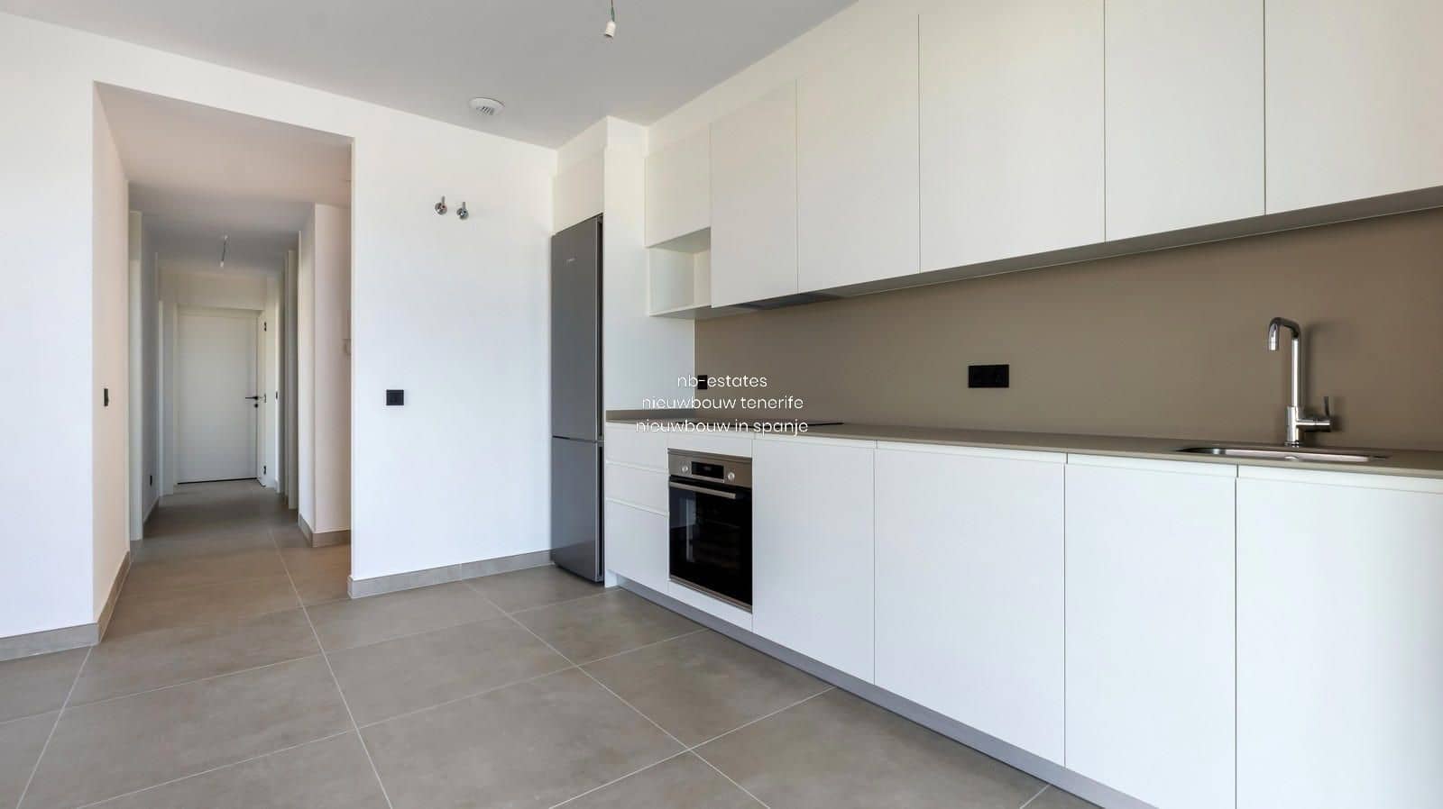 3 bedroom Penthouse for sale in Costa Adeje with pool garage - € 1,295,000 (Ref: 8902734)