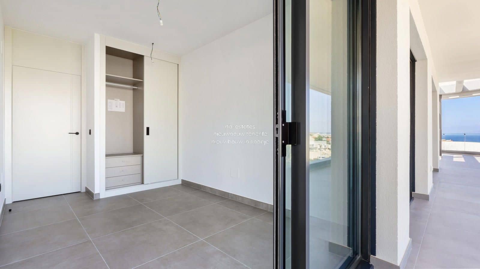 3 bedroom Penthouse for sale in Costa Adeje with pool garage - € 1,295,000 (Ref: 8902734)