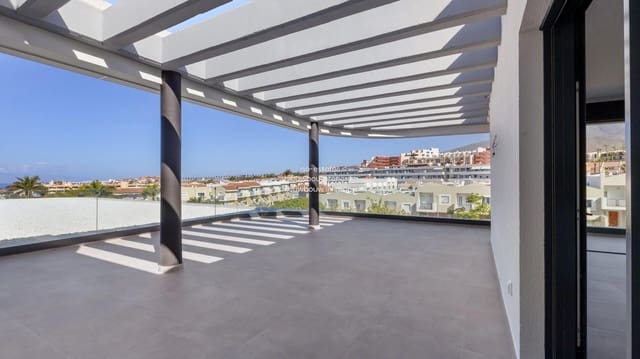 3 bedroom Penthouse for sale in Costa Adeje, Adeje with pool garage - € 1,295,000 (Ref: 8902734)