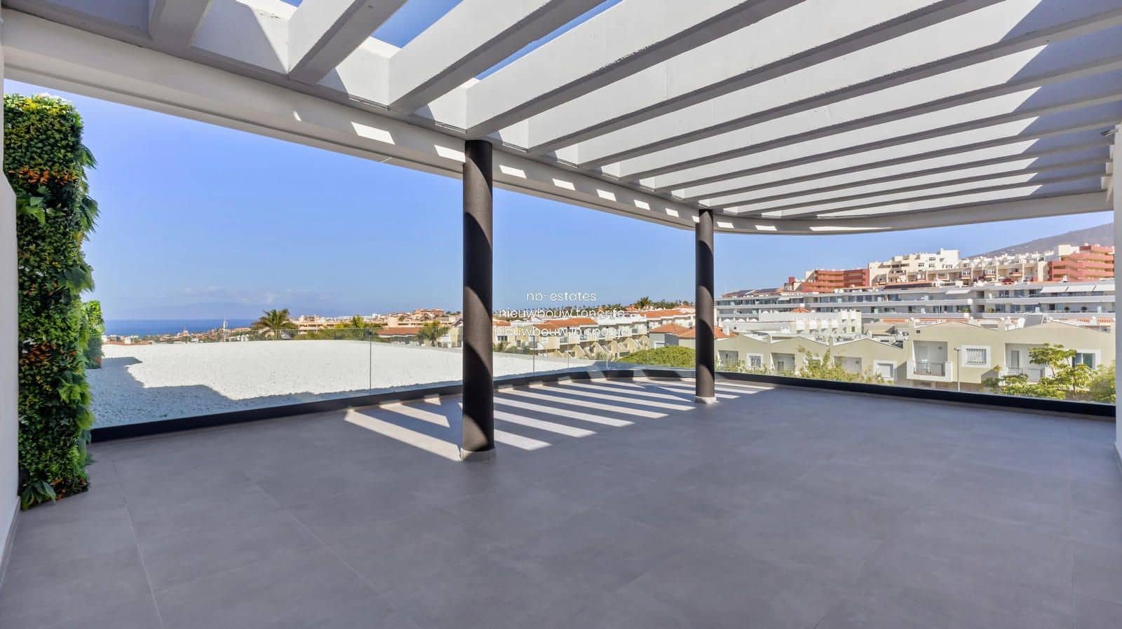 3 bedroom Penthouse for sale in Costa Adeje with pool garage - € 1,295,000 (Ref: 8902734)