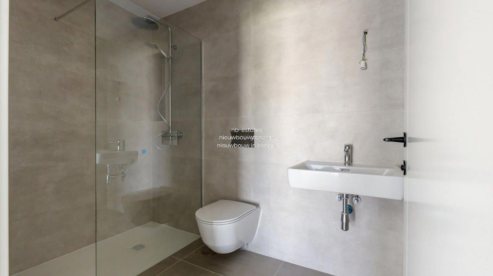 3 bedroom Penthouse for sale in Costa Adeje with pool garage - € 1,295,000 (Ref: 8902734)