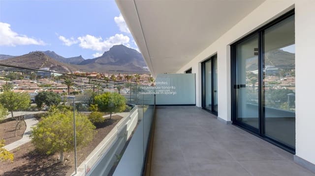 3 bedroom Penthouse for sale in Costa Adeje, Adeje with pool garage - € 1,295,000 (Ref: 8902734)