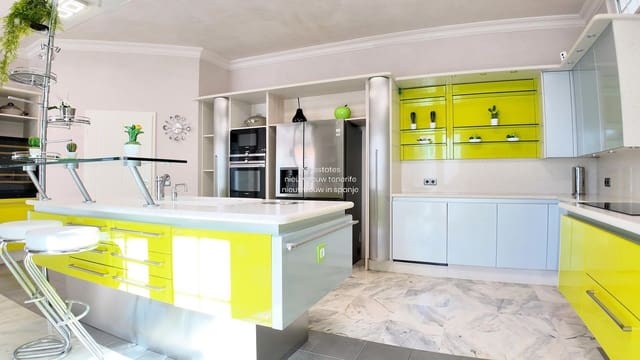 5 soverom Villa til salgs i Costa Adeje, Adeje med svømmebasseng - € 7 500 000 (Ref: 8902874)