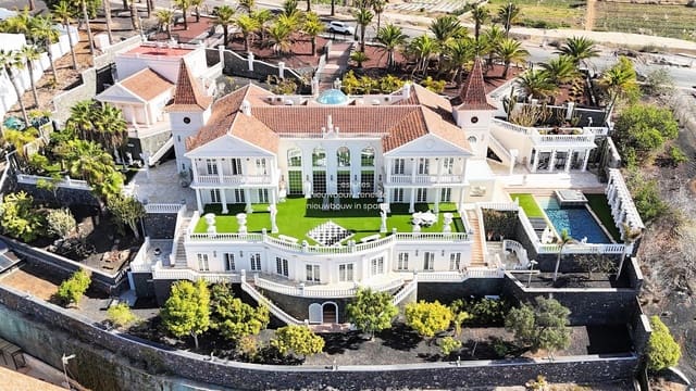 5 Zimmer Villa zu verkaufen in San Eugenio Alto, Adeje mit Pool - 7.500.000 € (Ref: 8902874)