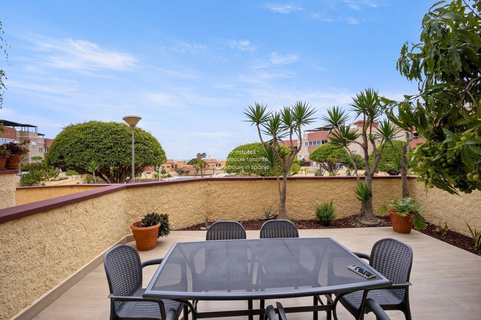 2 chambre Appartement à vendre à Costa Adeje avec piscine - 450 000 € (Ref: 8980458)