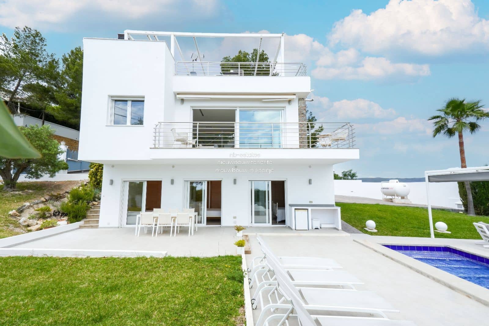 3 Zimmer Villa zu verkaufen in Teulada-Moraira mit Pool - 995.000 € (Ref: 9012269)