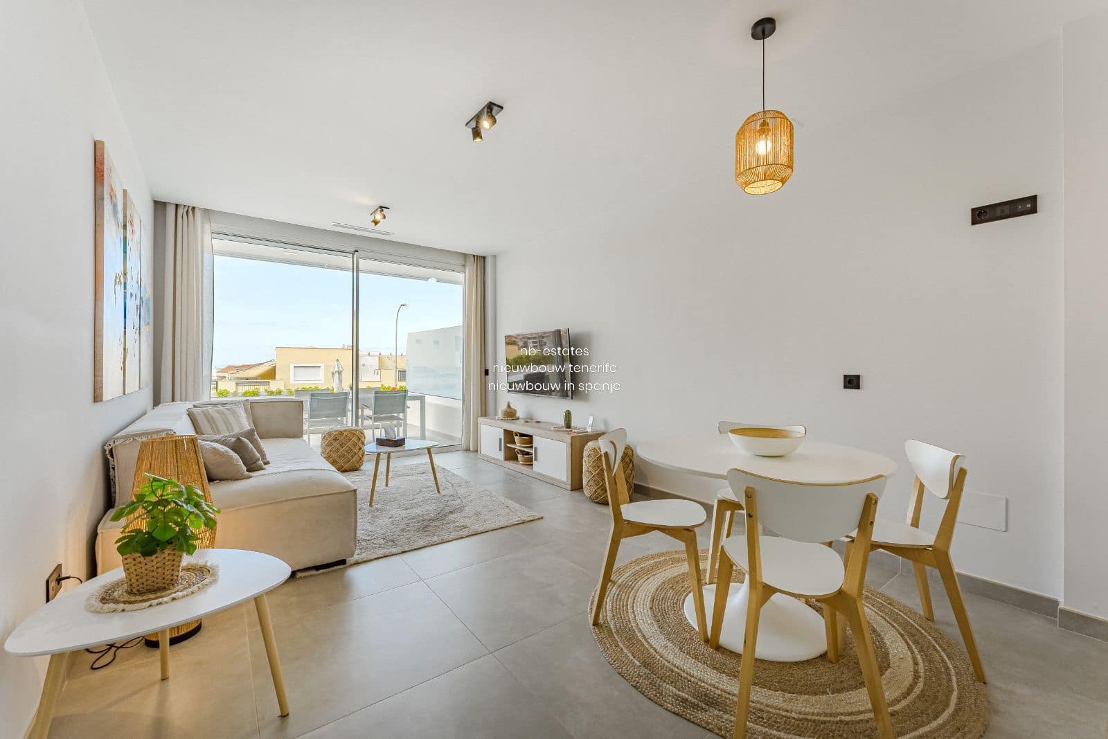 2 soveværelse Lejlighed til salg i Costa Adeje med swimmingpool garage - € 685.000 (Ref: 9025348)