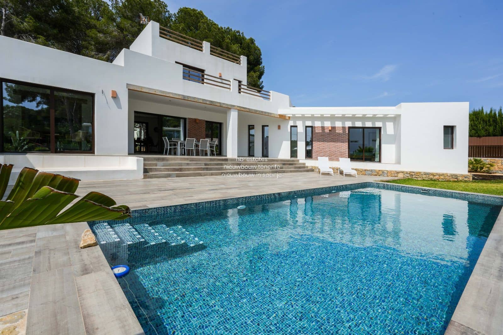 3 soverom Villa til salgs i Javea / Xabia med svømmebasseng - € 1 650 000 (Ref: 9060532)