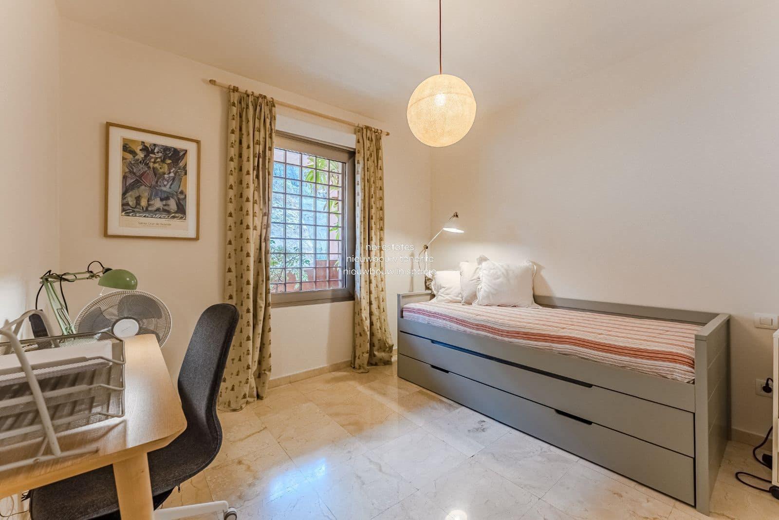 2 soverom Penthouse til salgs i Palm-Mar med svømmebasseng garasje - € 695 000 (Ref: 9064464)