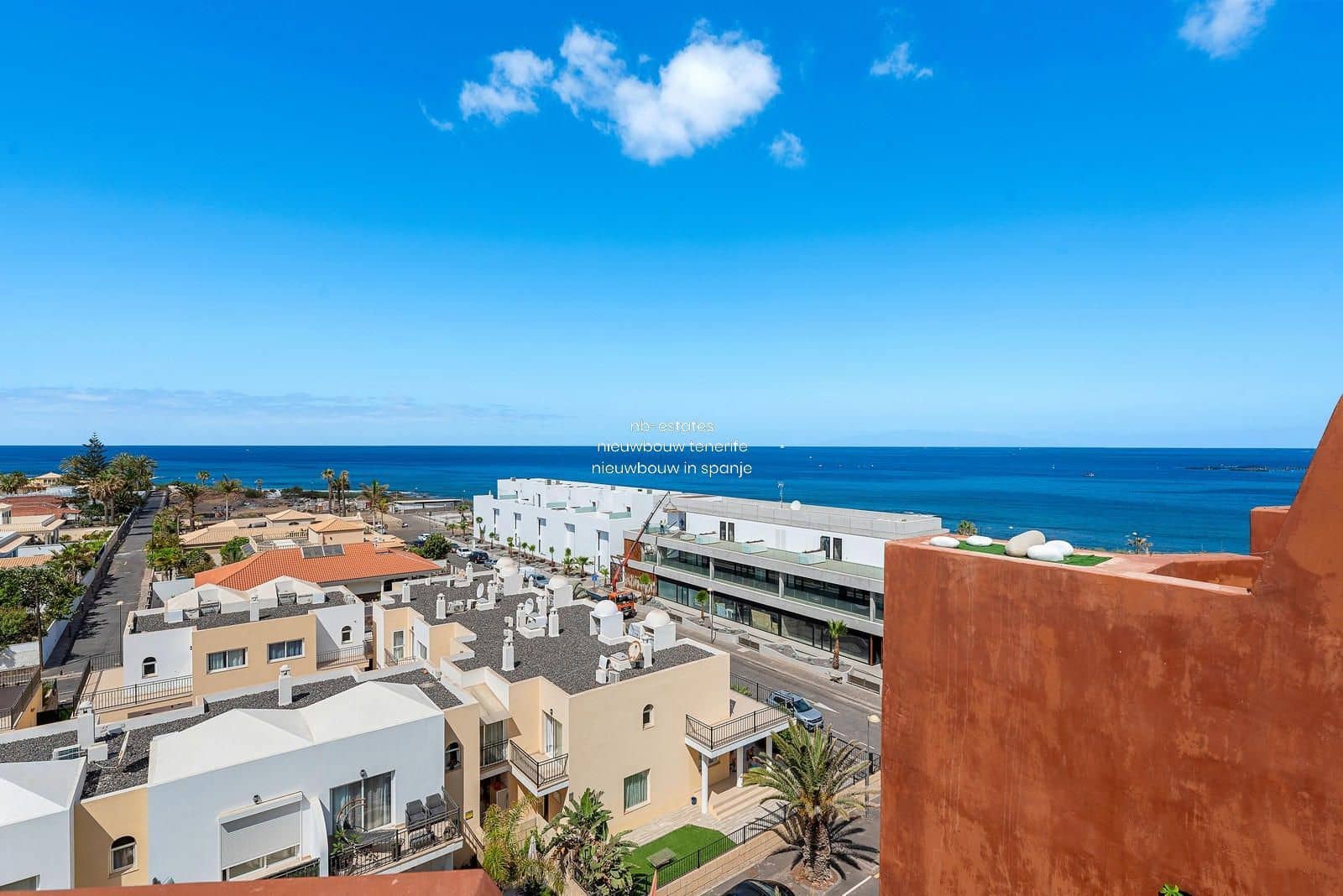 2 soverom Penthouse til salgs i Palm-Mar med svømmebasseng garasje - € 695 000 (Ref: 9064464)