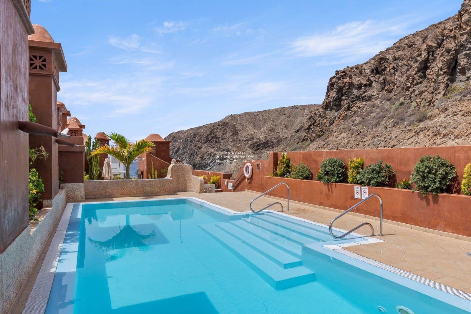 2 soverom Penthouse til salgs i Palm-Mar med svømmebasseng garasje - € 695 000 (Ref: 9064464)