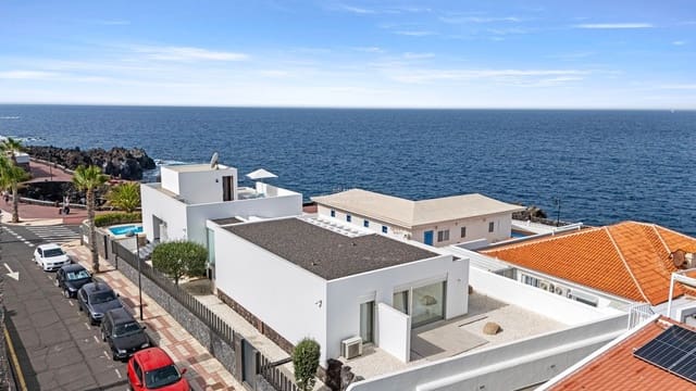4 soverom Villa til salgs i Playa San Juan, Guía de Isora med svømmebasseng garasje - € 2 500 000 (Ref: 9144447)