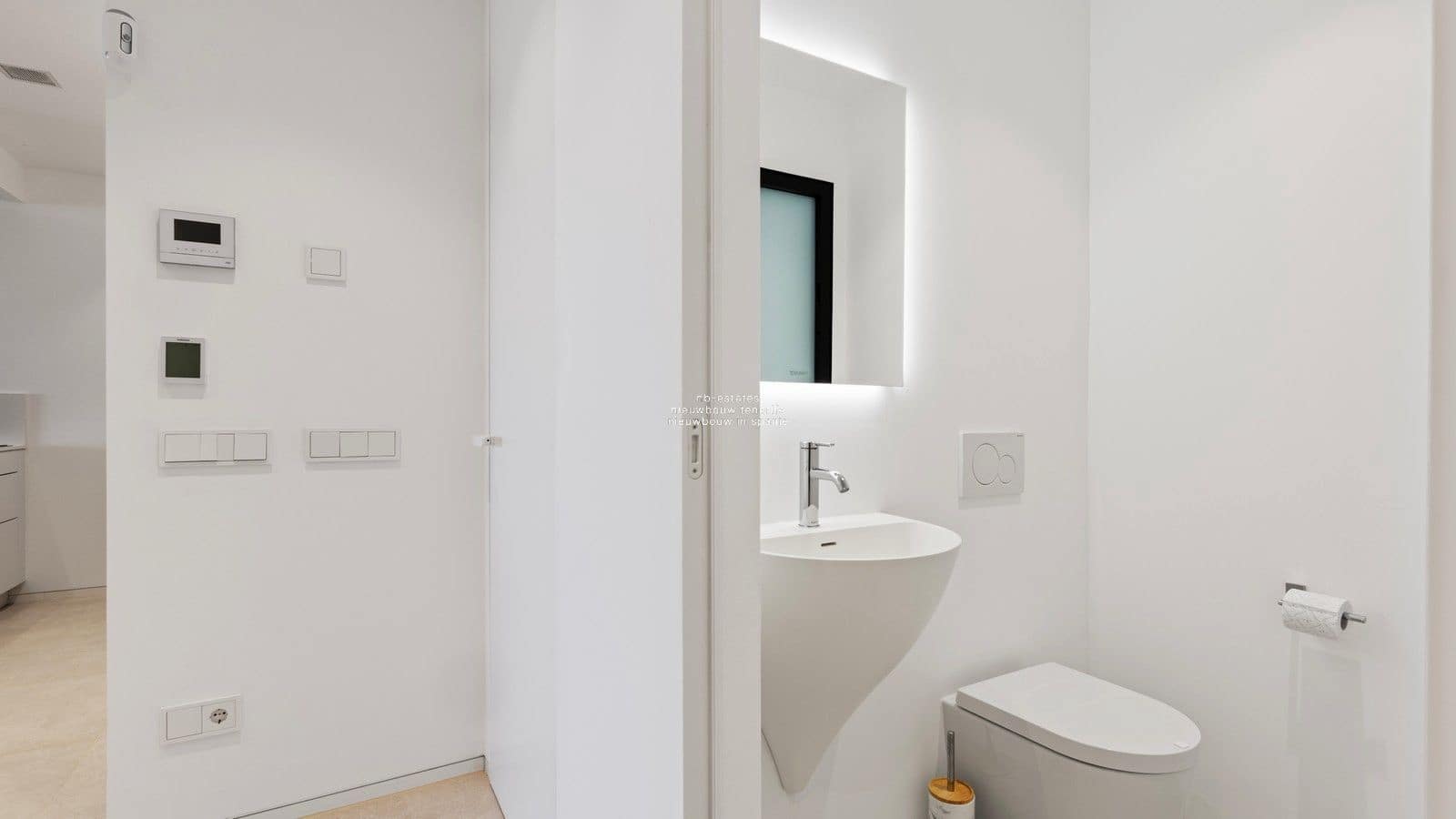 2 soveværelse Lejlighed til salg i Palm-Mar med swimmingpool garage - € 1.125.000 (Ref: 9144608)