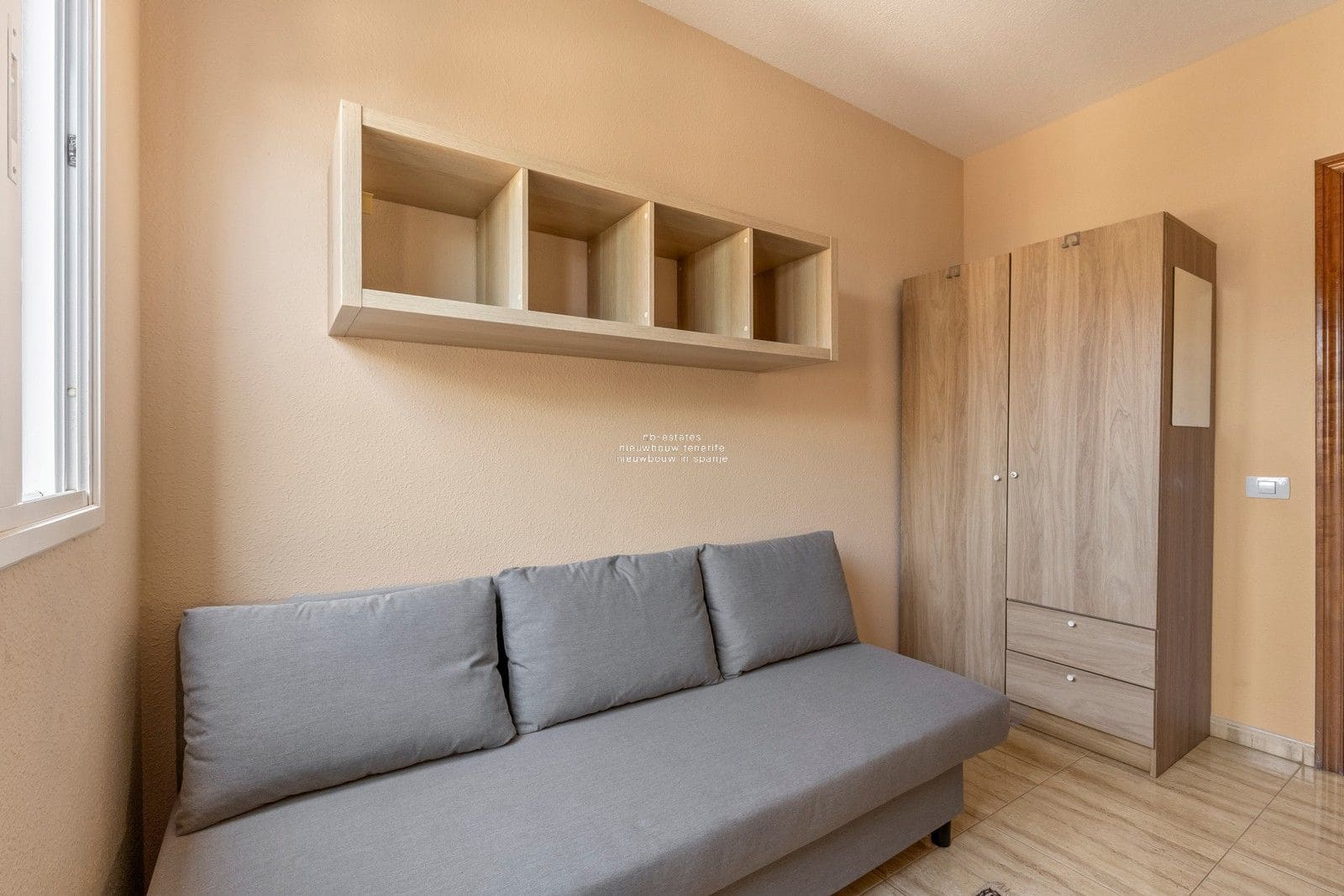 2 soverom Leilighet til salgs i Palm-Mar med svømmebasseng garasje - € 360 000 (Ref: 9181958)