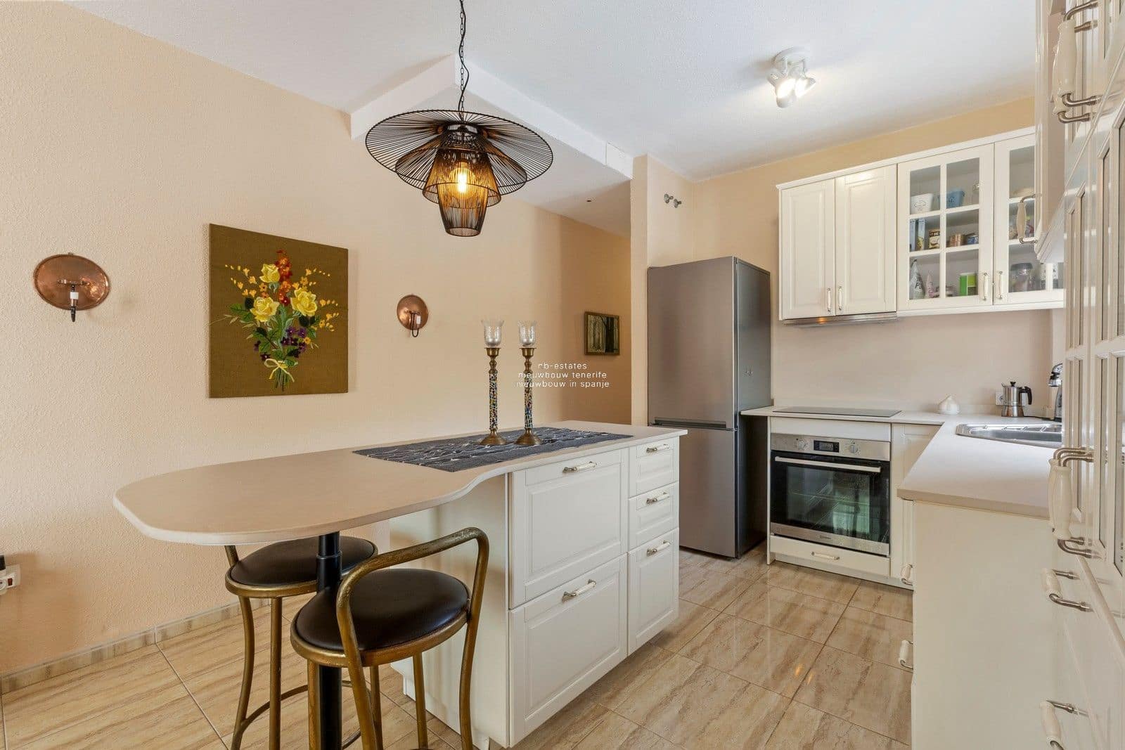 2 soverom Leilighet til salgs i Palm-Mar med svømmebasseng garasje - € 360 000 (Ref: 9181958)