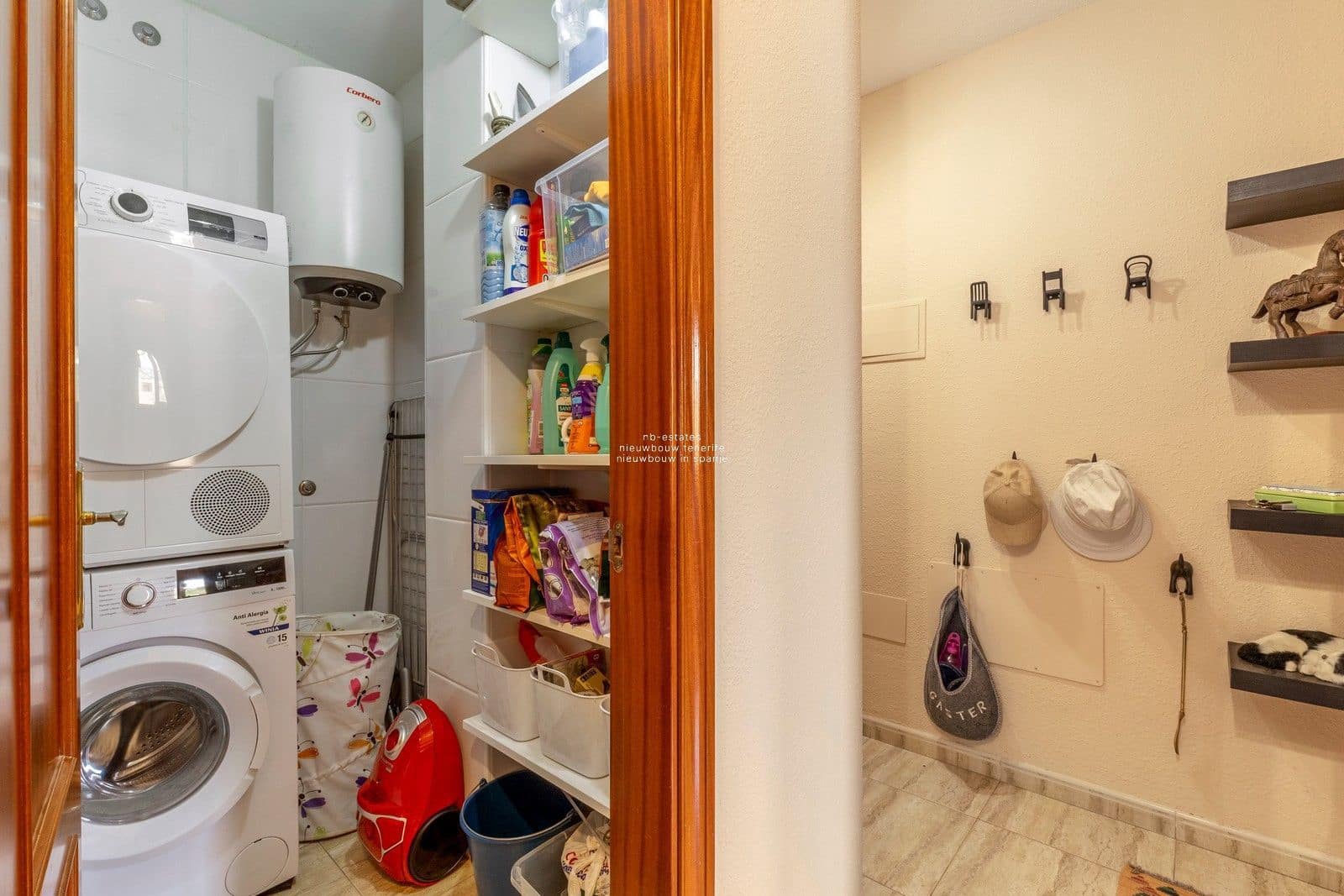 2 soverom Leilighet til salgs i Palm-Mar med svømmebasseng garasje - € 360 000 (Ref: 9181958)