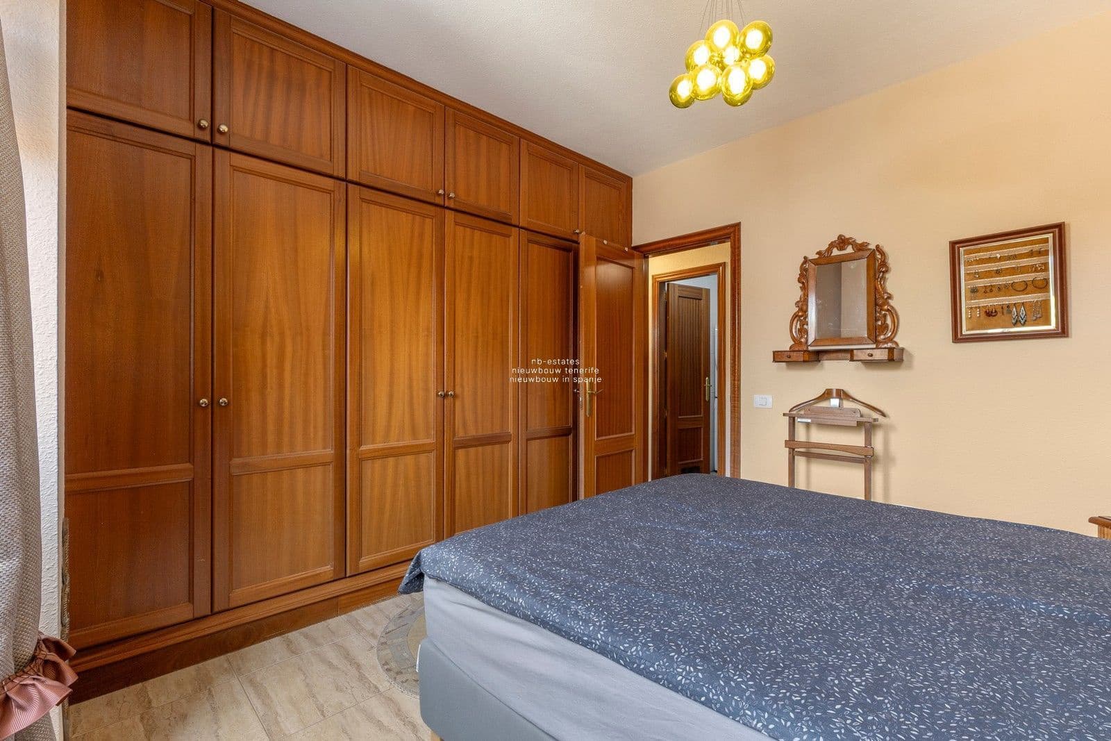 2 soverom Leilighet til salgs i Palm-Mar med svømmebasseng garasje - € 360 000 (Ref: 9181958)