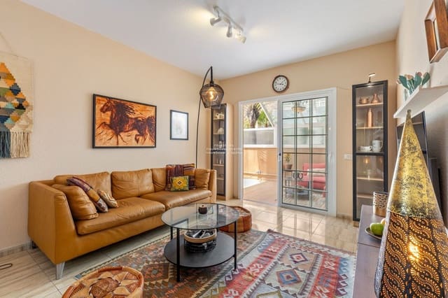 2 soverom Leilighet til salgs i Palm-Mar, Arona med svømmebasseng garasje - € 360 000 (Ref: 9181958)