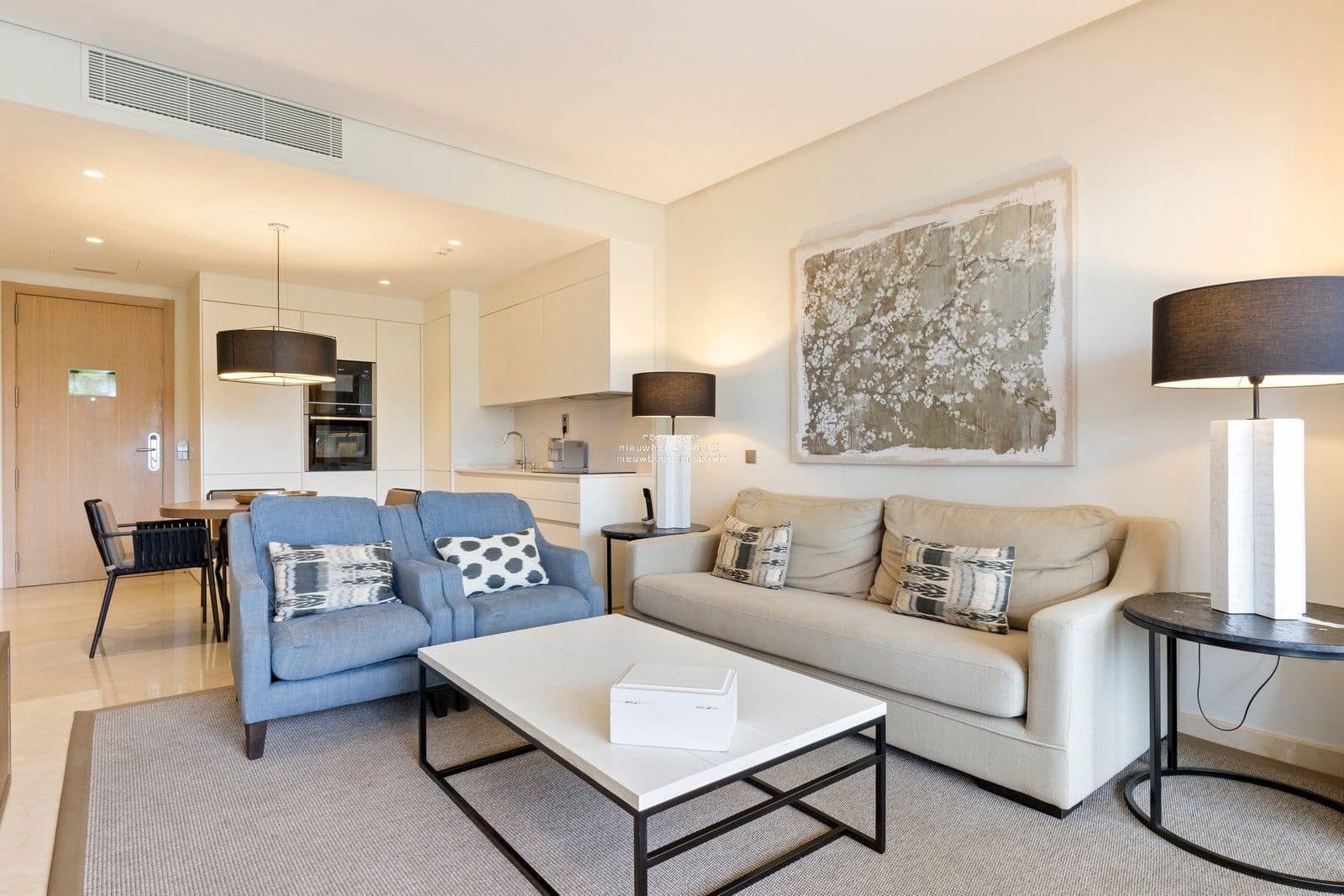 2 makuuhuone Asunto myytävänä paikassa Guia de Isora mukana uima-altaan 
autotalli - 898 000 € (Ref: 9188851)