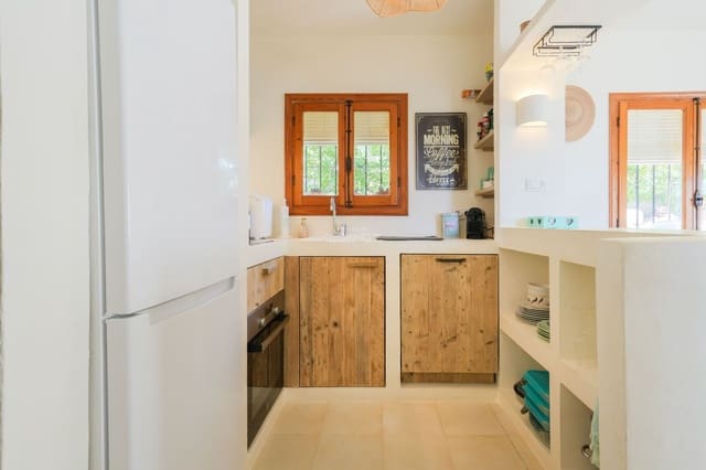 Ático de 3 habitaciones en Teulada Pueblo, Teulada-Moraira en venta con piscina - 299.000 € (Ref: 9198623)