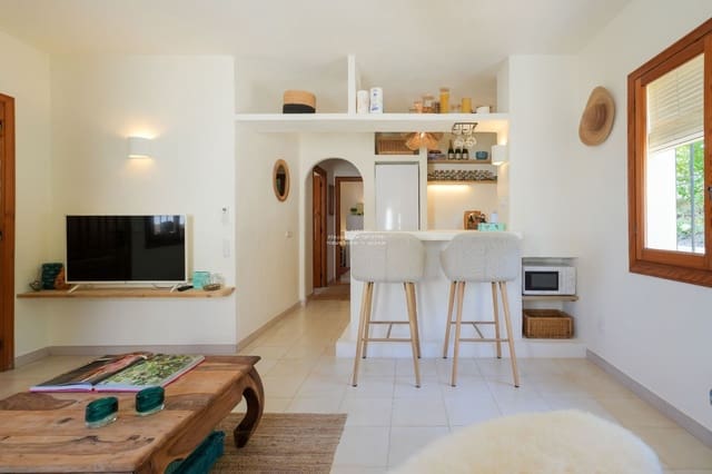 Ático de 3 habitaciones en Teulada Pueblo, Teulada-Moraira en venta con piscina - 299.000 € (Ref: 9198623)