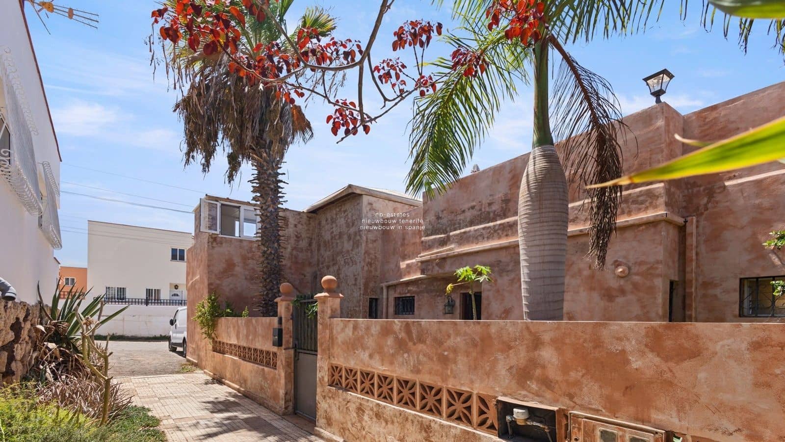 2 chambre Villa/Maison à vendre à Palm-Mar avec garage - 600 000 € (Ref: 9207624)