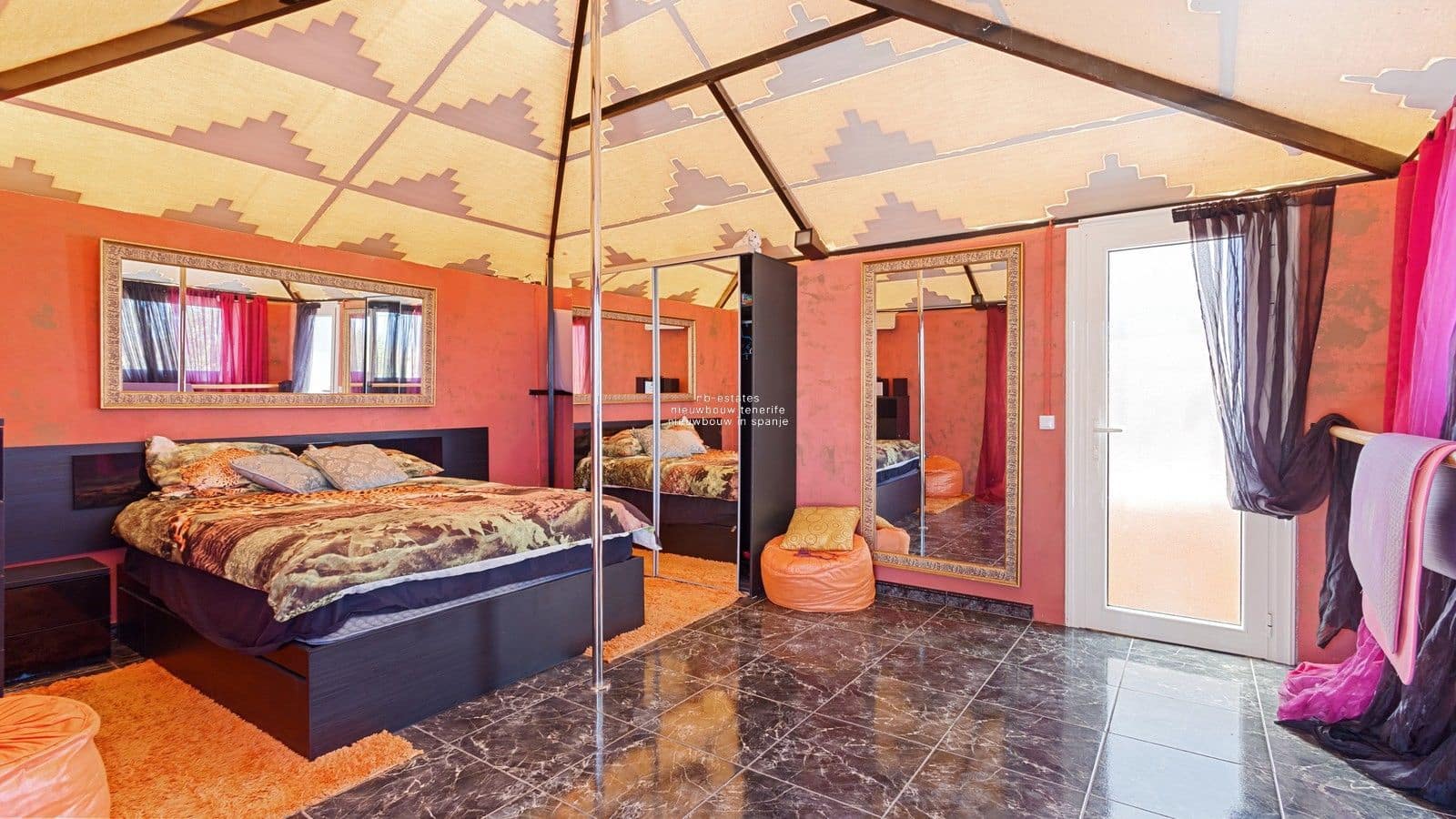 2 chambre Villa/Maison à vendre à Palm-Mar avec garage - 600 000 € (Ref: 9207624)