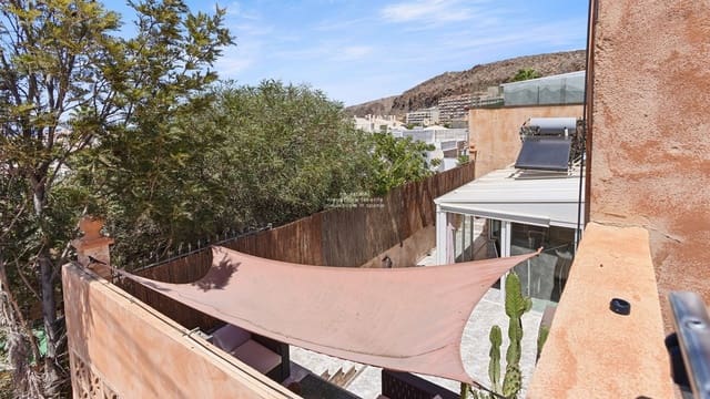 2 slaapkamer Villa te koop in Palm-Mar, Arona met garage - € 600.000 (Ref: 9207624)