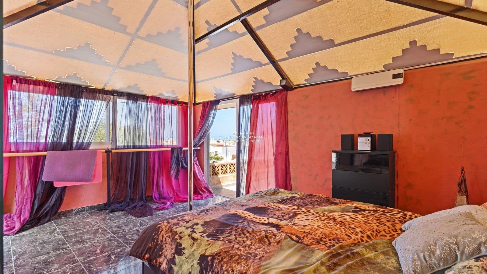 2 chambre Villa/Maison à vendre à Palm-Mar avec garage - 600 000 € (Ref: 9207624)