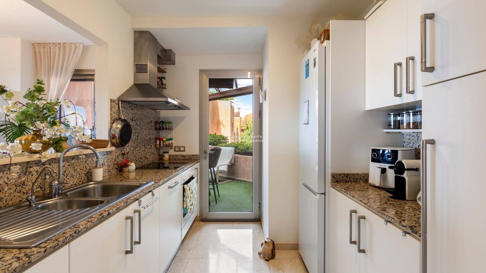 3 soveværelse Penthouse til salg i Palm-Mar med swimmingpool garage - € 1.090.000 (Ref: 9226090)