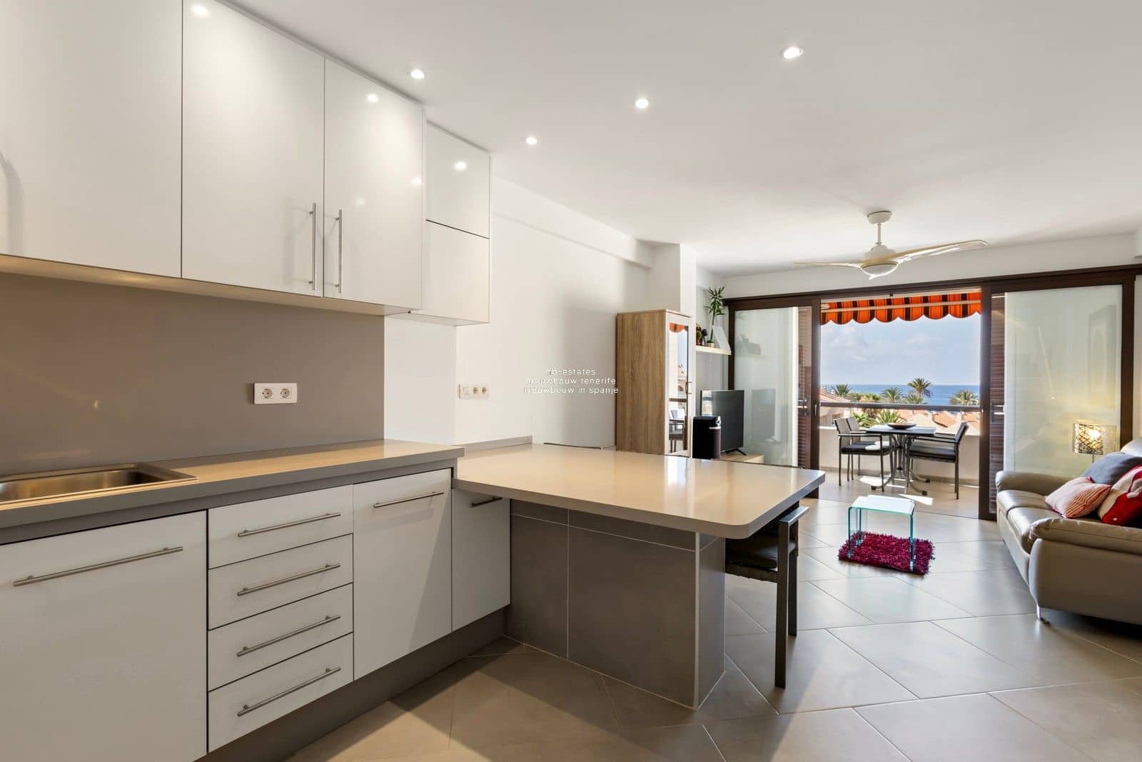 2 soveværelse Penthouse til salg i Playa de las Americas - € 549.000 (Ref: 9227674)