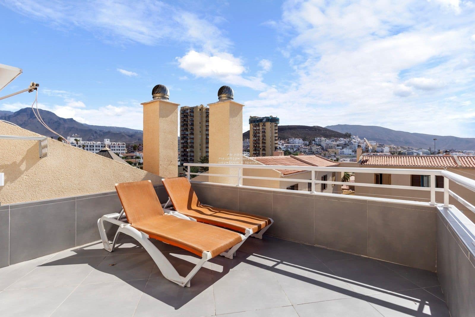 2 soveværelse Penthouse til salg i Playa de las Americas - € 549.000 (Ref: 9227674)