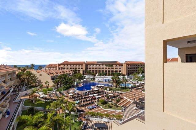 Ático de 2 habitaciones en Playa de las Americas, Arona en venta - 549.000 € (Ref: 9227674)