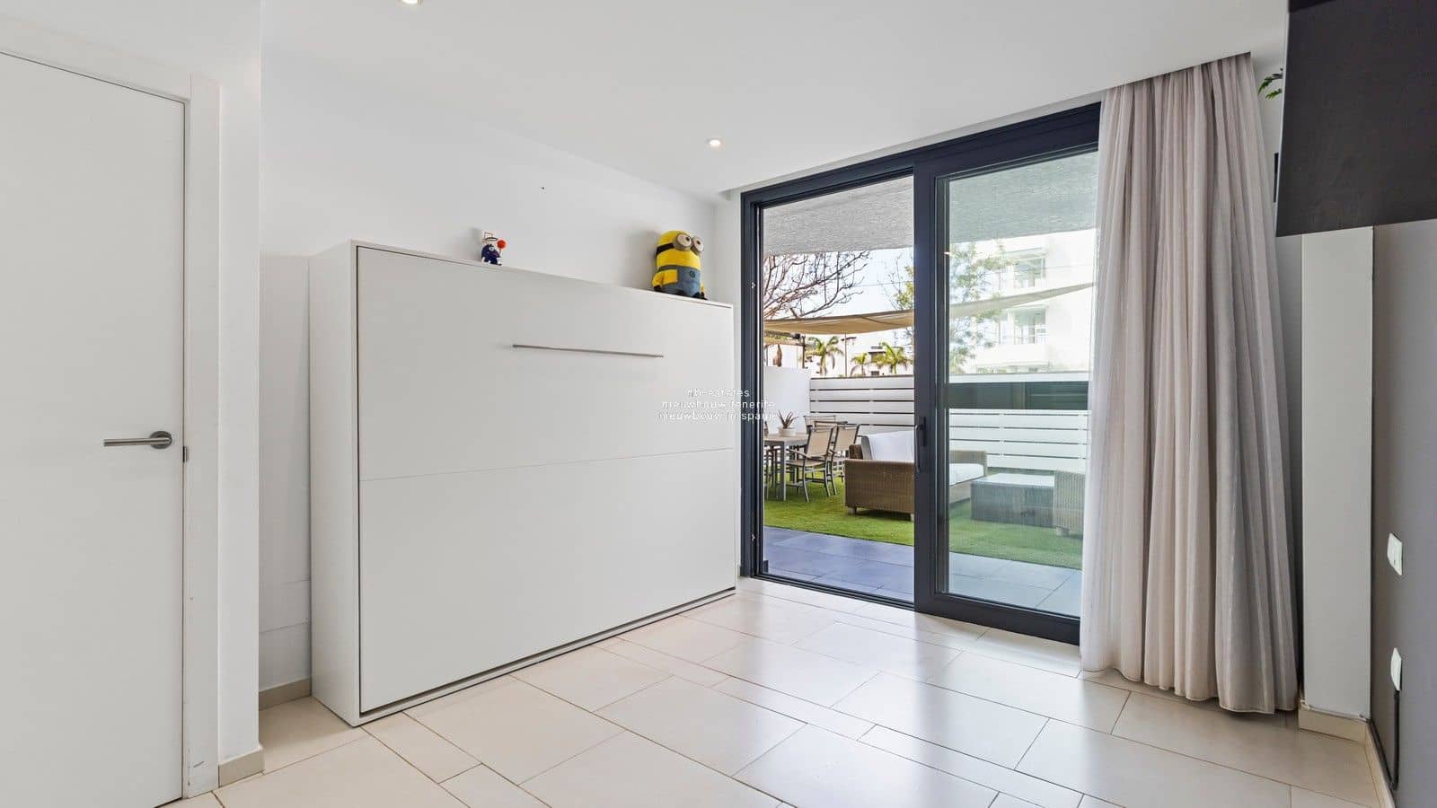 2 soverom Leilighet til salgs i Palm-Mar med svømmebasseng garasje - € 449 000 (Ref: 9231888)