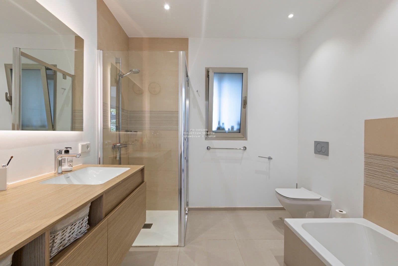 1 soveværelse Lejlighed til salg i Palm-Mar med swimmingpool garage - € 395.000 (Ref: 9239408)